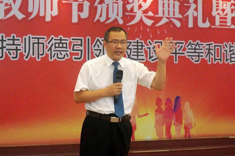 涂俊礼.jpg